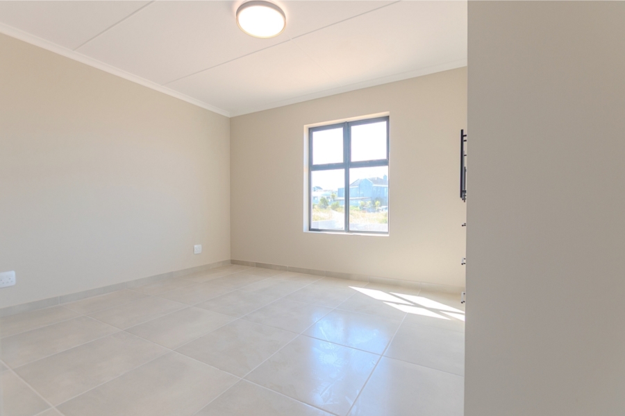 3 Bedroom Property for Sale in Hoogland Western Cape